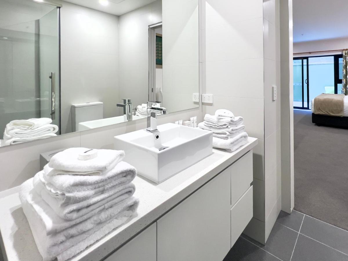 Sixty Six Boutique Apartments Хобарт Экстерьер фото